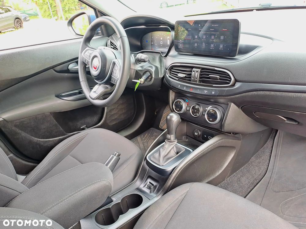 Fiat Tipo - 12