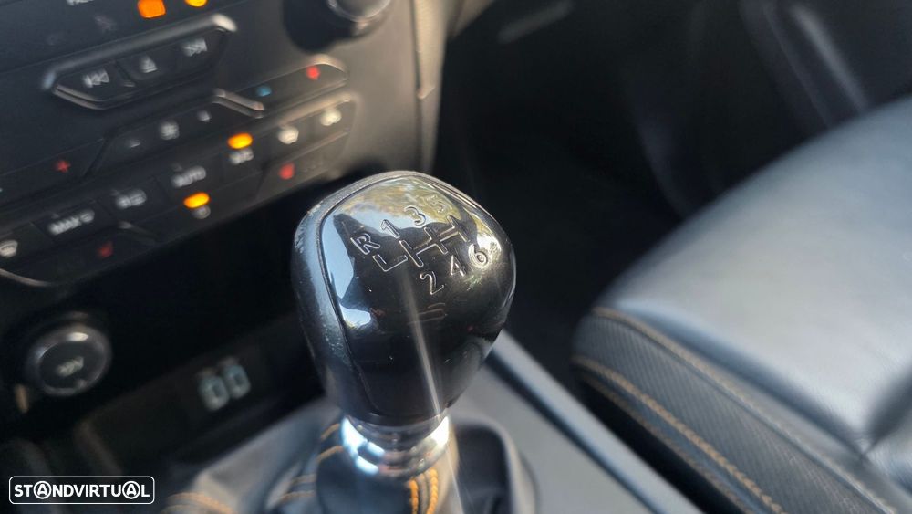 Ford Ranger 2.0 TDCi CD Wildtrak 4WD - 44