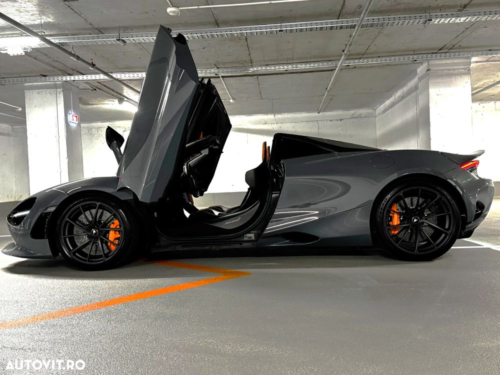 McLaren 750S Spider - 26