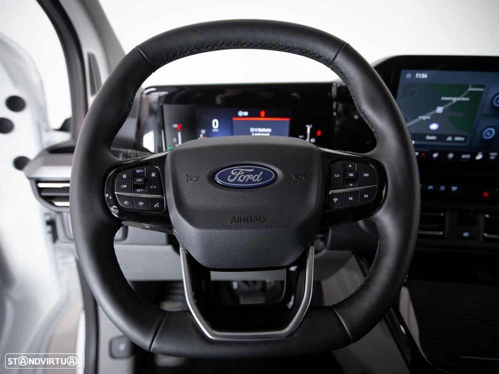Ford Tourneo Custom — fotografia 14