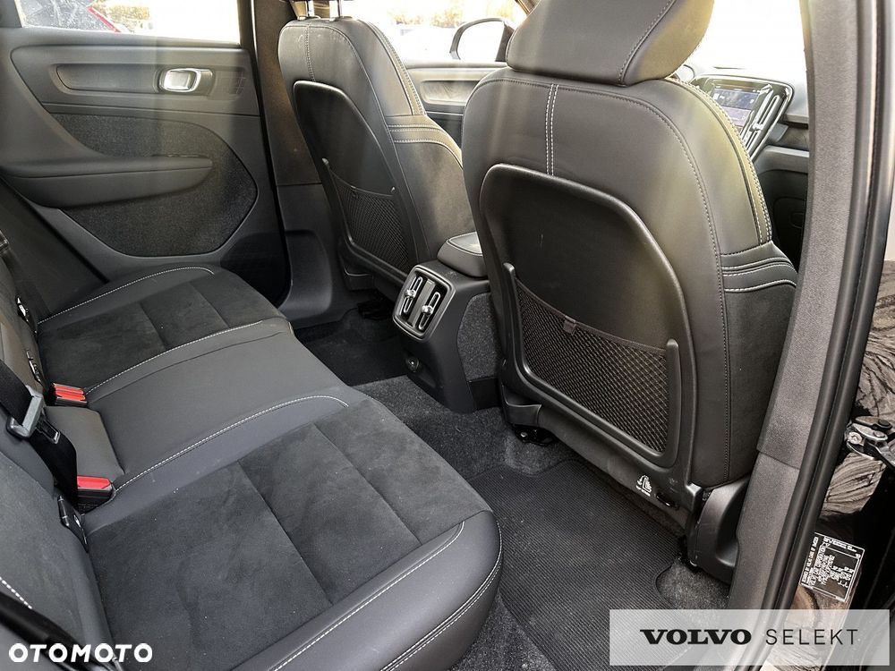 Volvo XC 40 - 23