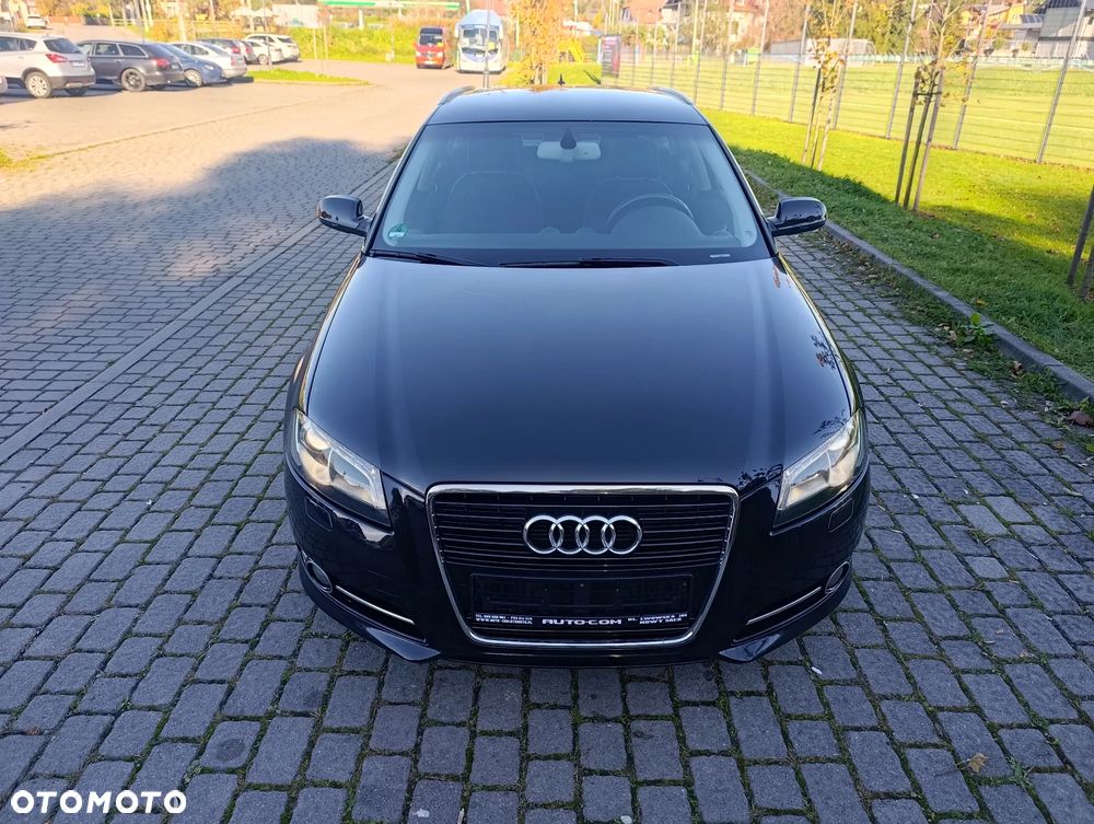 Audi A3 Sportback 1.6 TDI Attraction - 4
