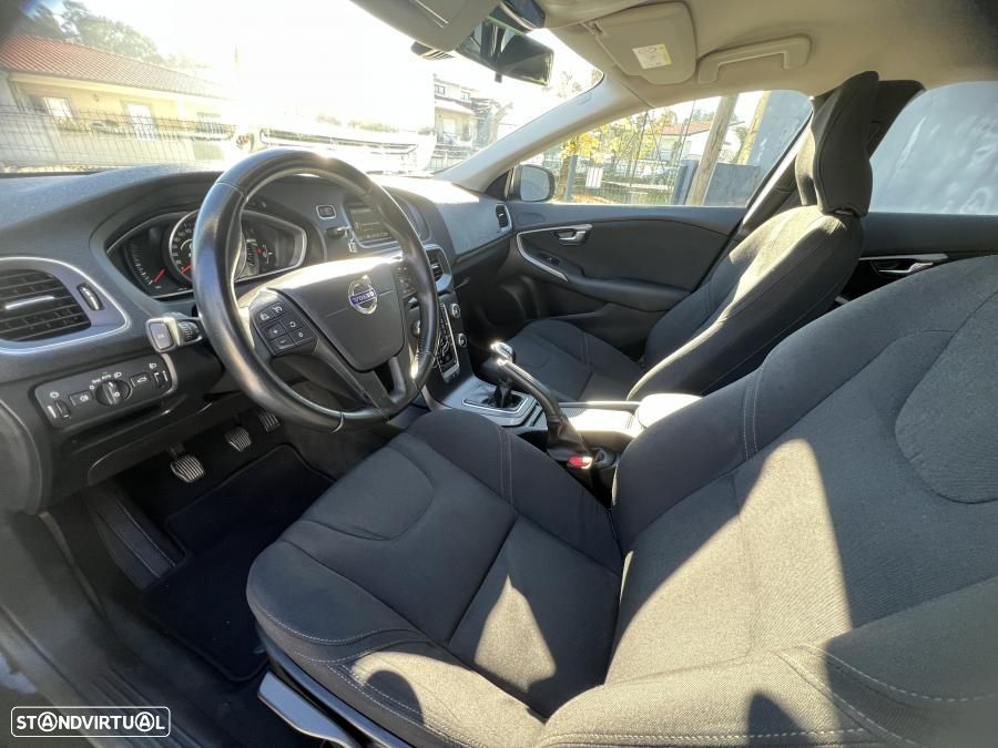Volvo V40 2.0 D2 Kinetic - 15