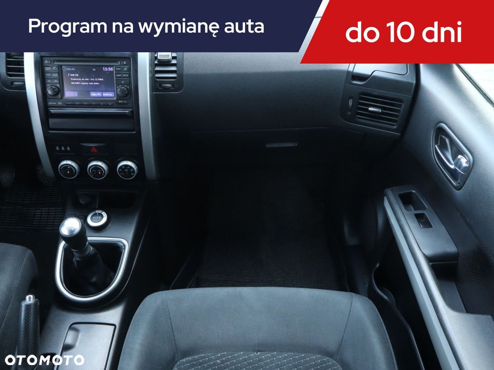 Nissan X-Trail - 10