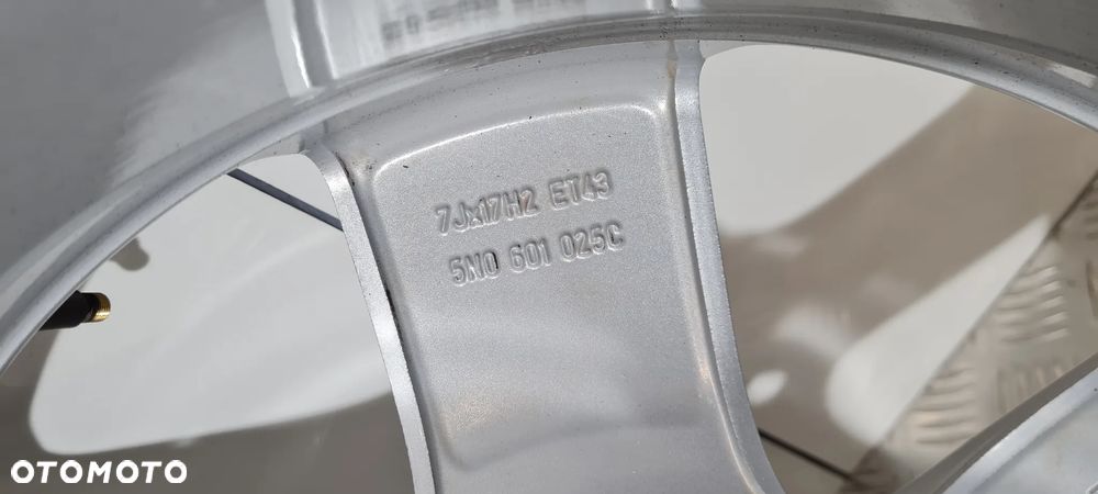 VW Tiguan Felgi Aluminiowe 17 5N0601025C - 16
