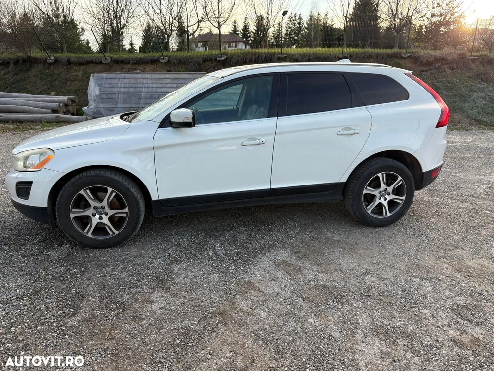 Volvo XC 60 D5 AWD Kinetic - 4
