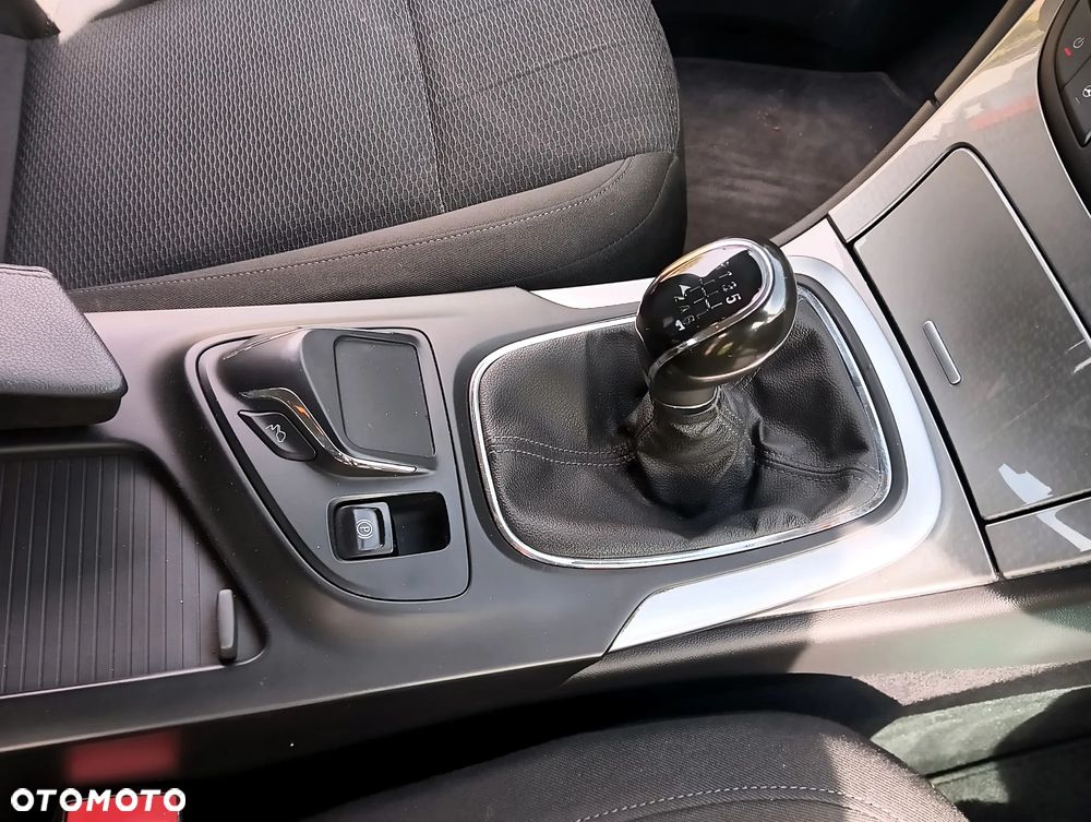 Opel Insignia 2.0 CDTI Cosmo ecoFLEX S&S - 29
