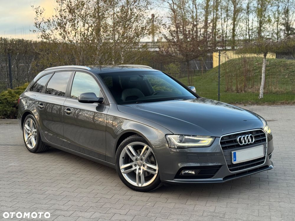 Audi A4 Avant 1.8 TFSI S line Sportpaket - 2