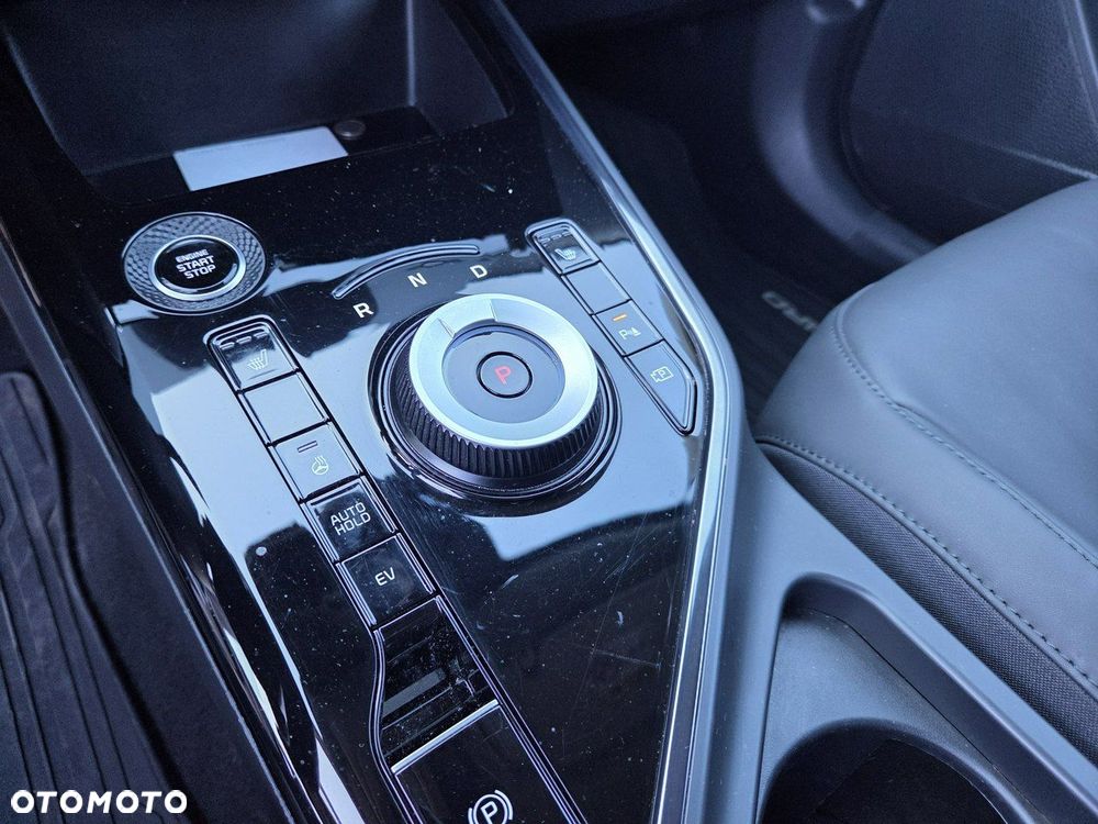 Kia Niro 1.6 GDI Plug-In Hybrid L - 16