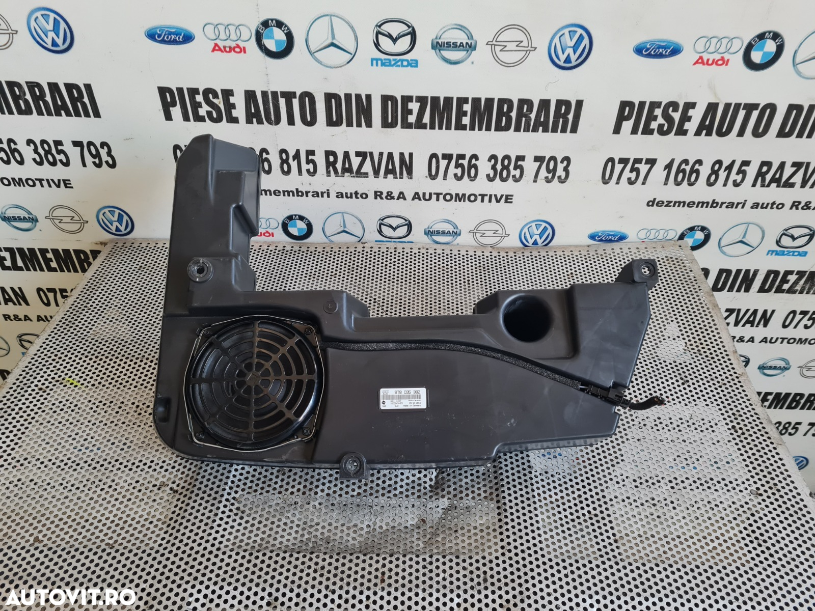 Subwoofer Tub De Bass Audi A5 8T An 2007-2008-2009-2010-2011-2012-2013-2014-2015 Cod 8T8035382 Dezmembrez Audi A5 8T 2.7 Tdi Euro 5 Motor CGKA Cutie Automata MMW Bixenon Volan Stanga - Dezmembrari Arad - 6
