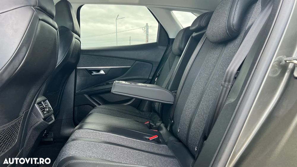 Peugeot 3008 PureTech 130 Stop & Start GPF EAT8 Allure - 7