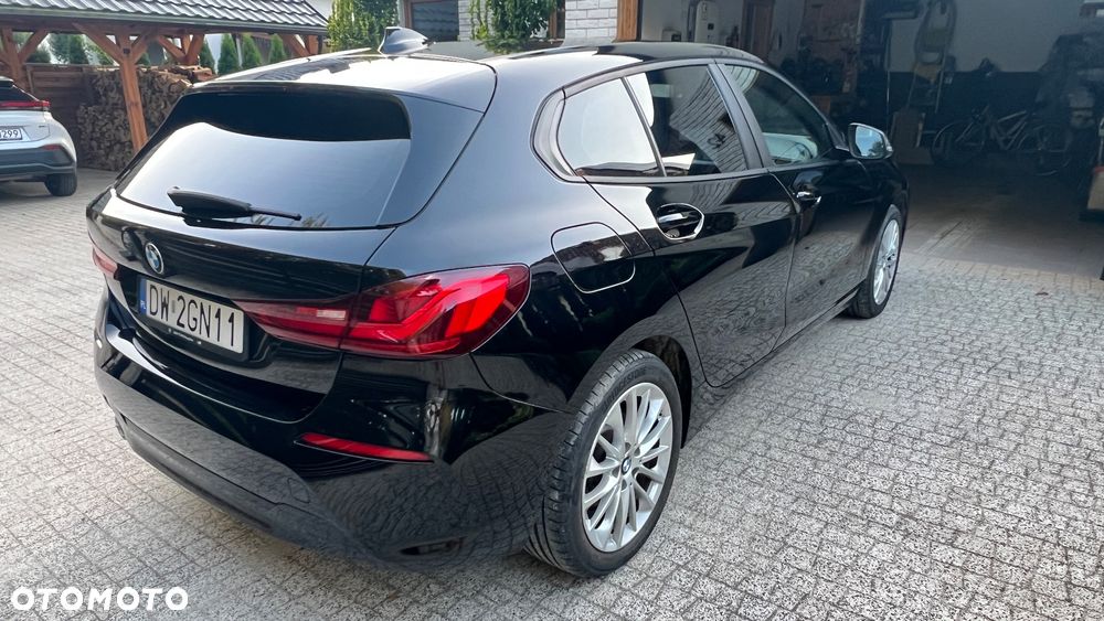 BMW Seria 1 118i - 4