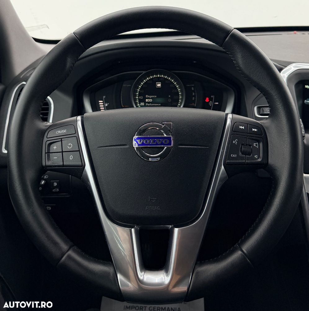 Volvo XC 60 D3 Ocean Race - 38