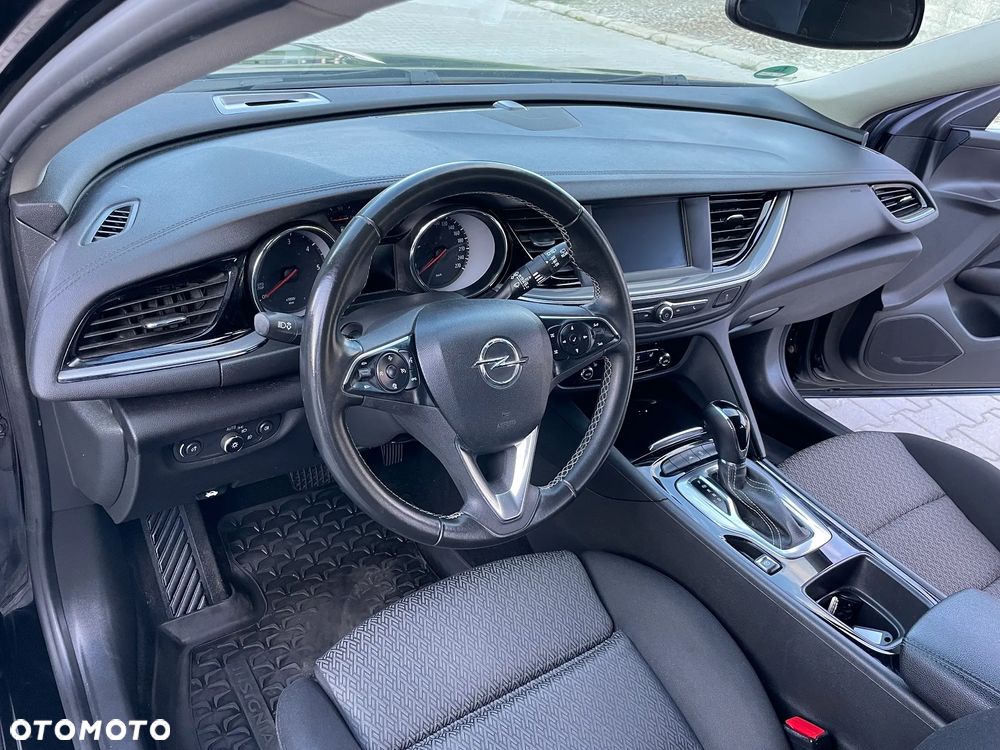 Opel Insignia - 14