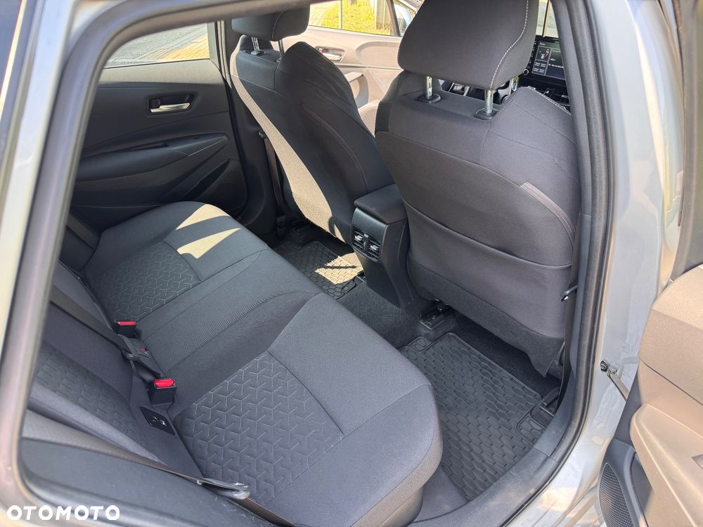 Toyota Corolla 1.8 Hybrid Comfort - 10