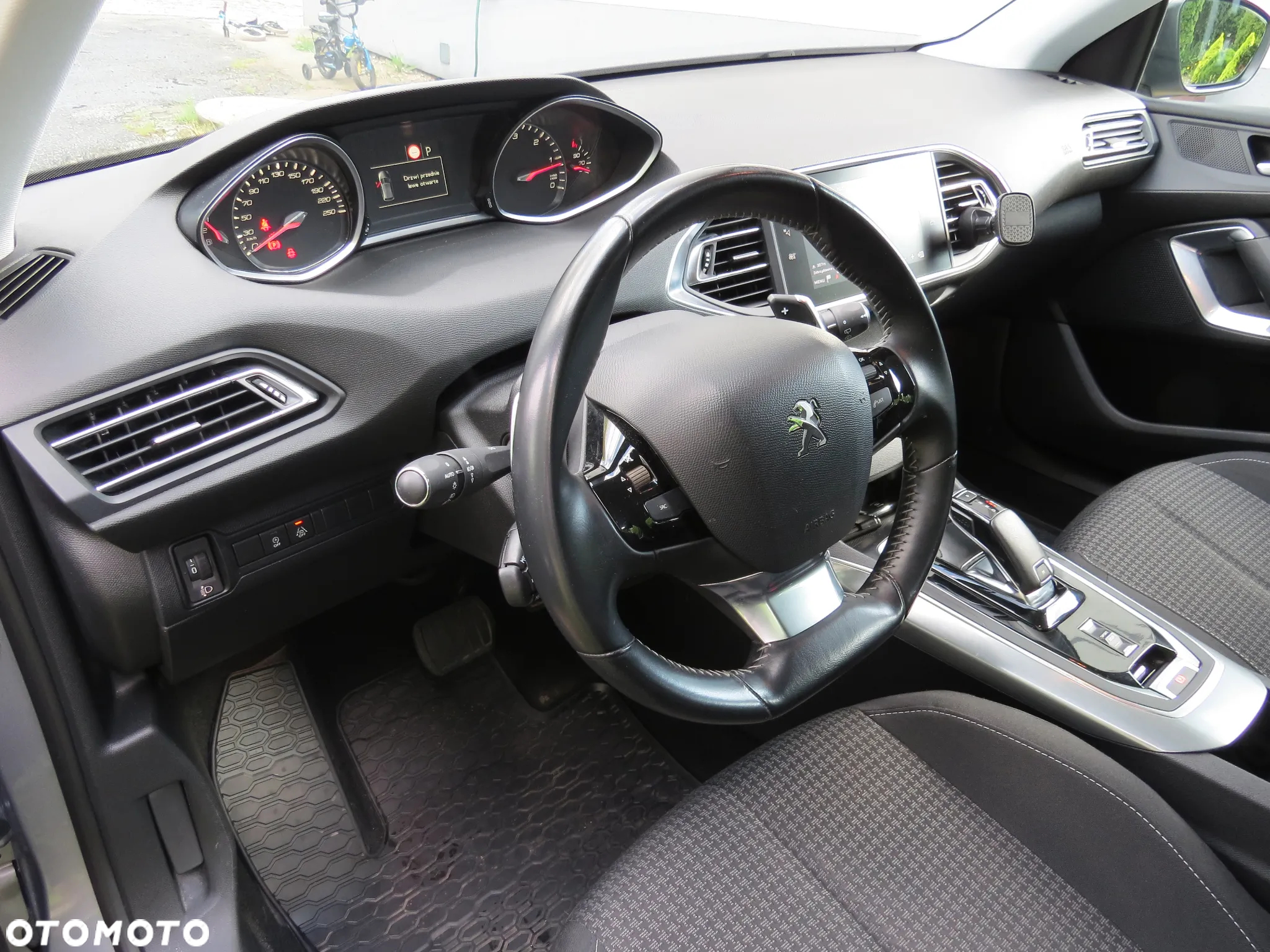 Peugeot 308 1.5 BlueHDi Active Pack Business S&S EAT8 - 7