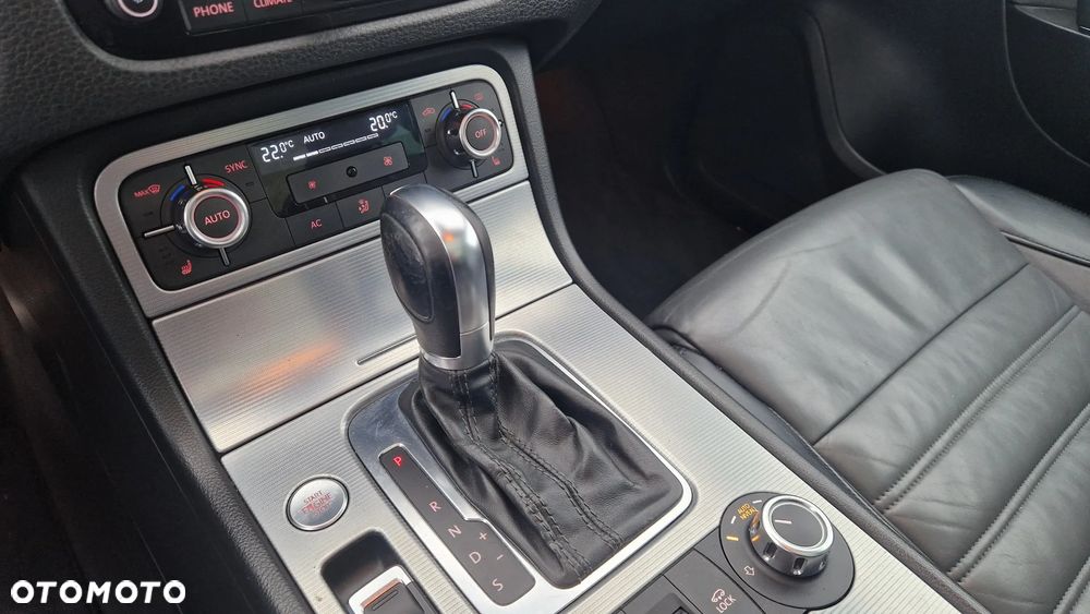 Volkswagen Touareg 4.2 V8 TDI DPF Automatik Exclusive - 20