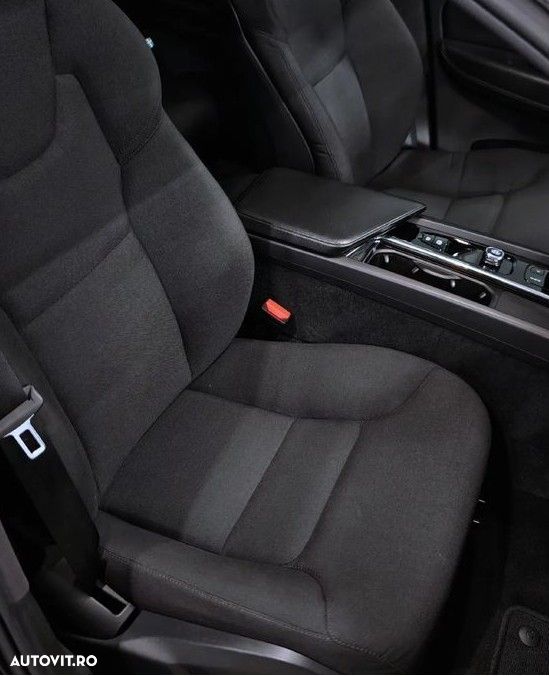 Volvo XC 60 T6 AWD Recharge Geartronic Inscription Expression - 9