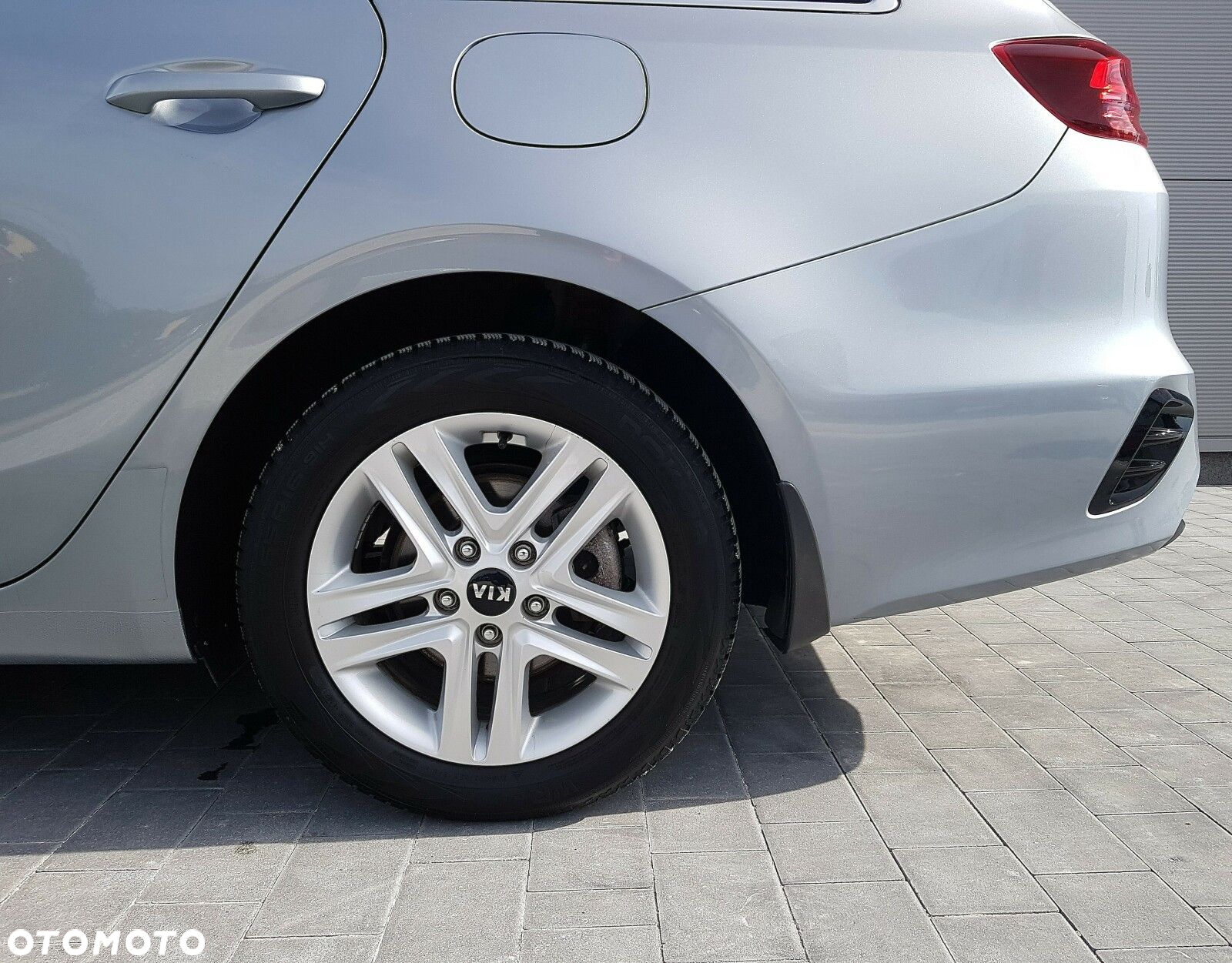 Kia Ceed 1.6 CRDi mHEV M - 7