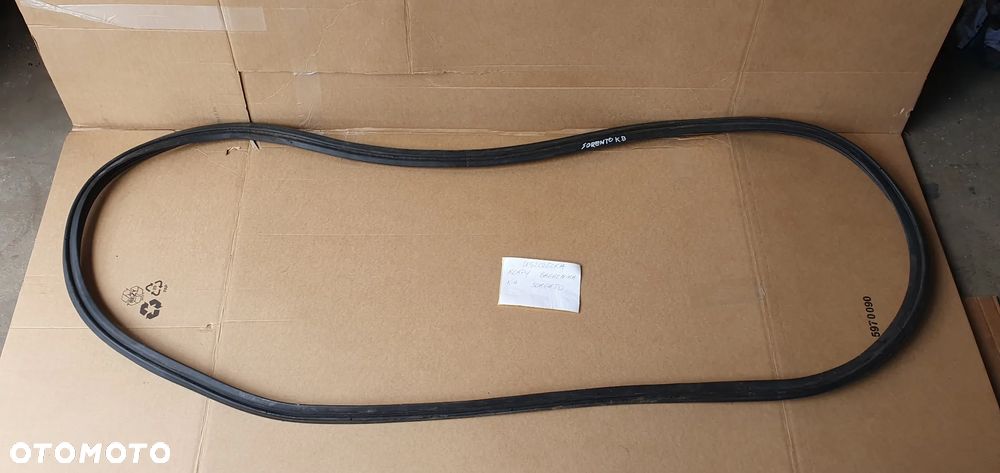 Uszczelka klapy bagażnika Kia Sorento I - 1