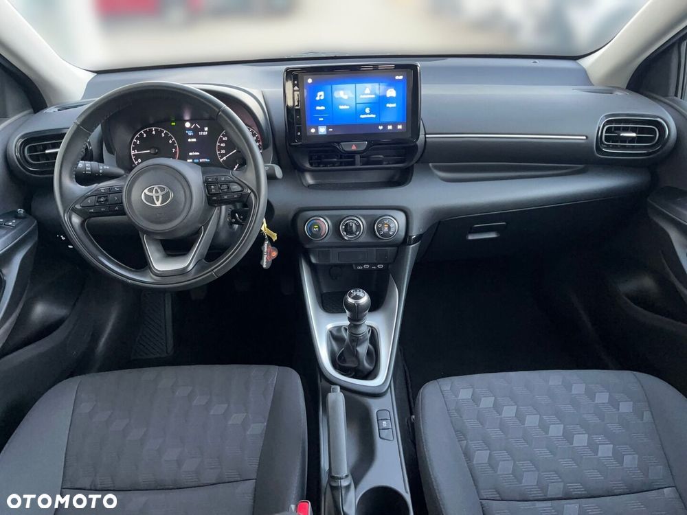 Toyota Yaris 1.5 Comfort - 10