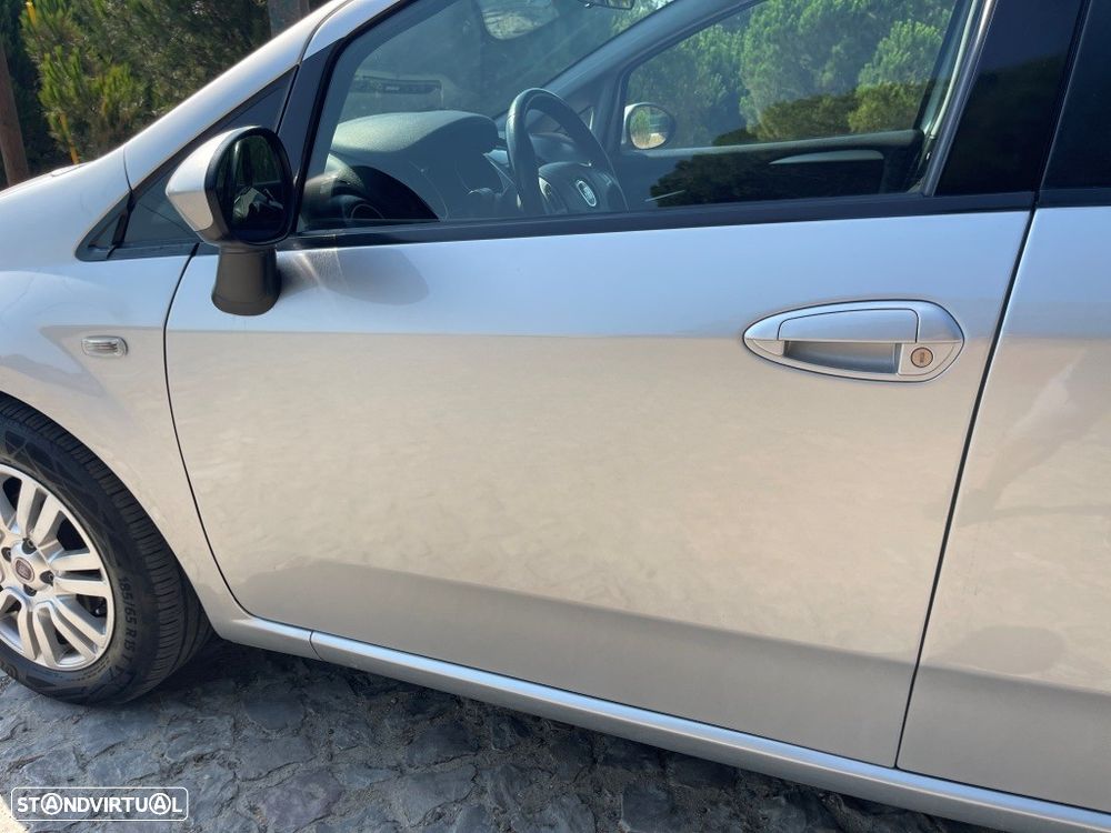 Fiat Punto 1.3 M-Jet Lounge S&S - 10