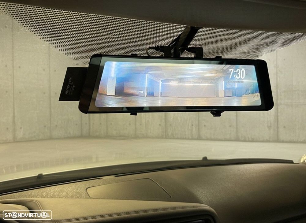 Nissan GT-R 3.8 V6 Premium Edition - 10