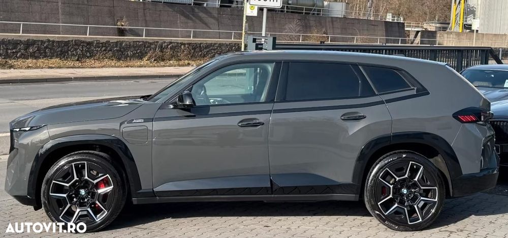 BMW XM 50e - 7