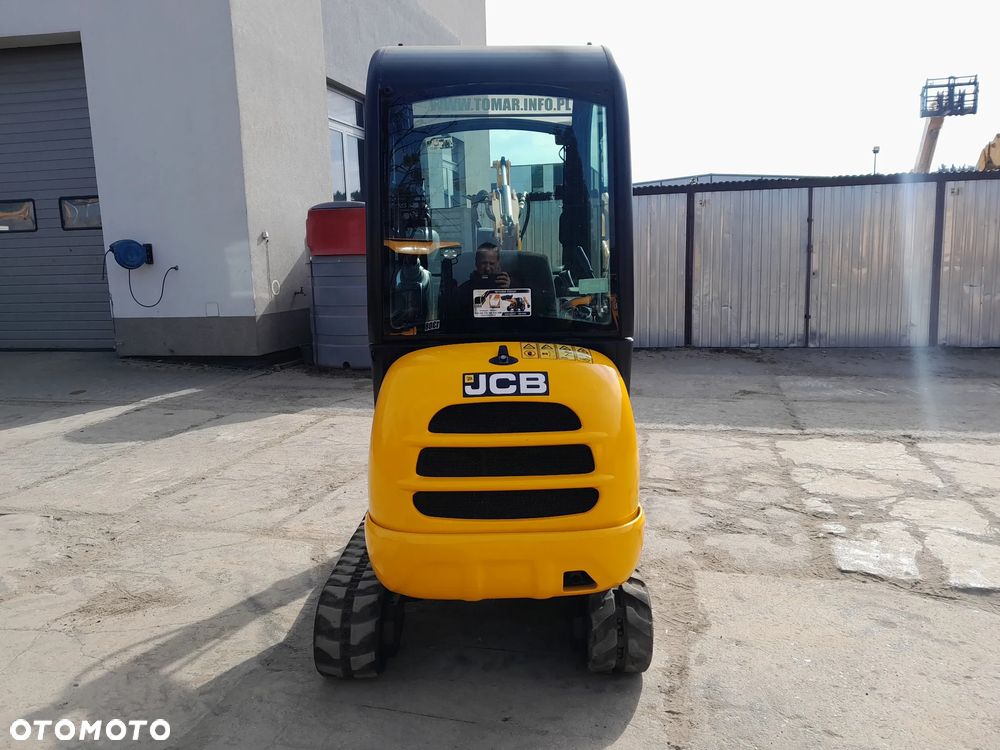 JCB 8018 - 6
