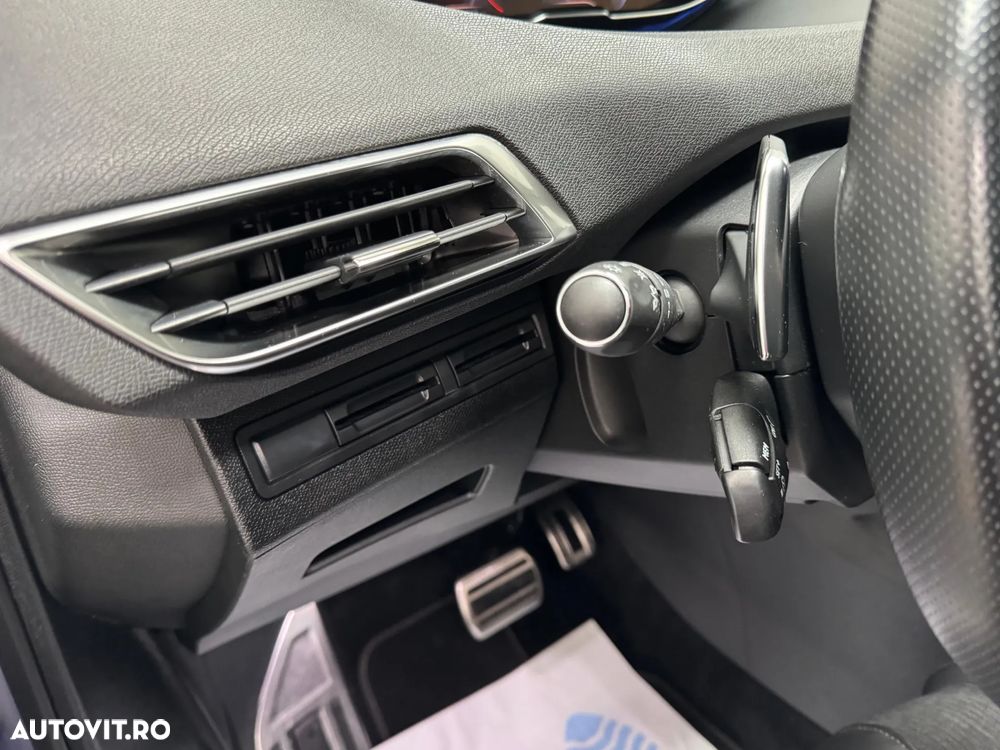 Peugeot 3008 1.5 BlueHDI S&S EAT8 GT-Line - 19