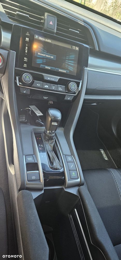 Honda Civic 1.0 i-VTEC Turbo CVT Executive - 8