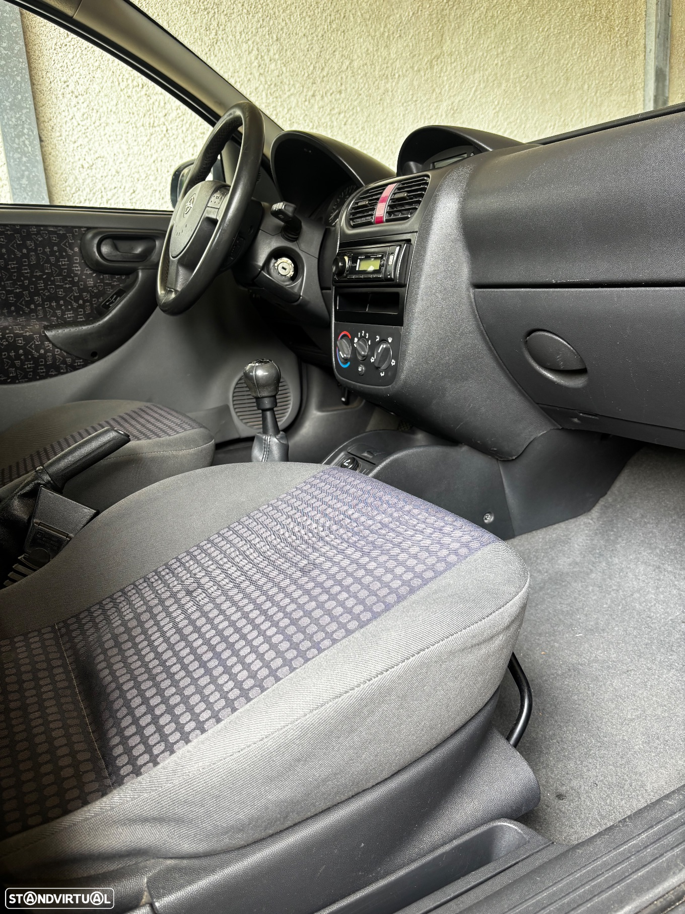 Opel Corsa 1.2 16V Confort - 20