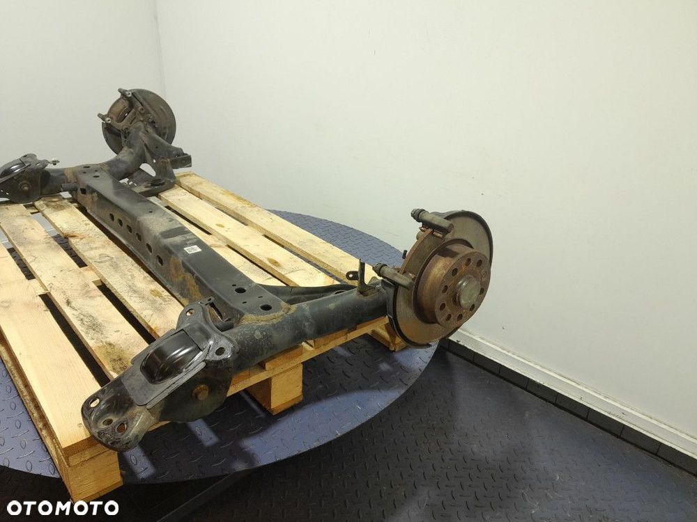 SKODA OCTAVIA III HB 1.4 TSI 140 KM BELKA ZAWIESZENIA TYŁ TYLNA 5Q0501115 - 2