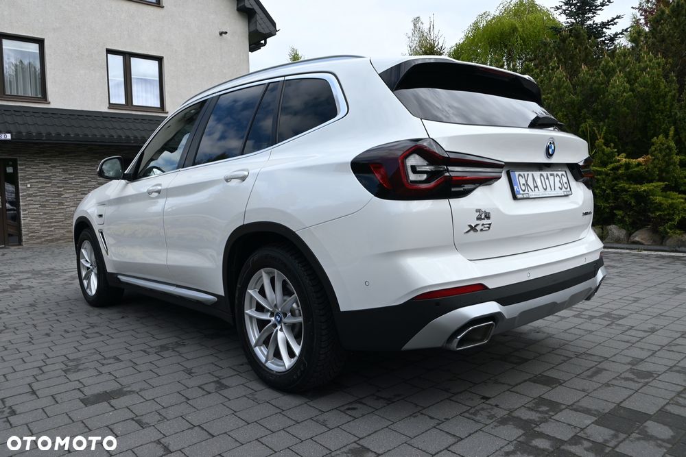 BMW X3 xDrive30e Business Edition sport - 4