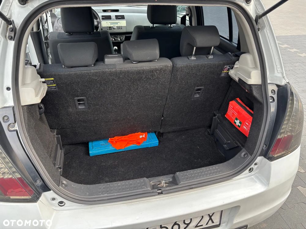 Suzuki Swift - 34