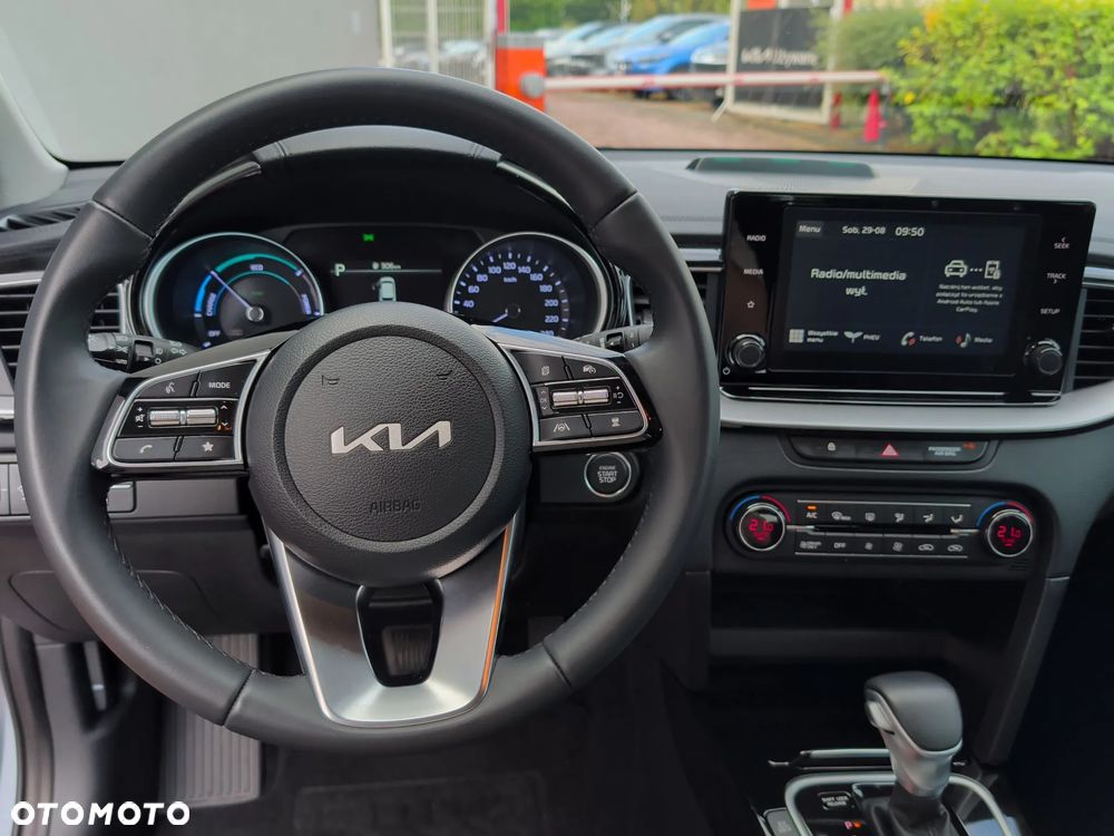 Kia Ceed 1.6 GDI PHEV L DCT - 11