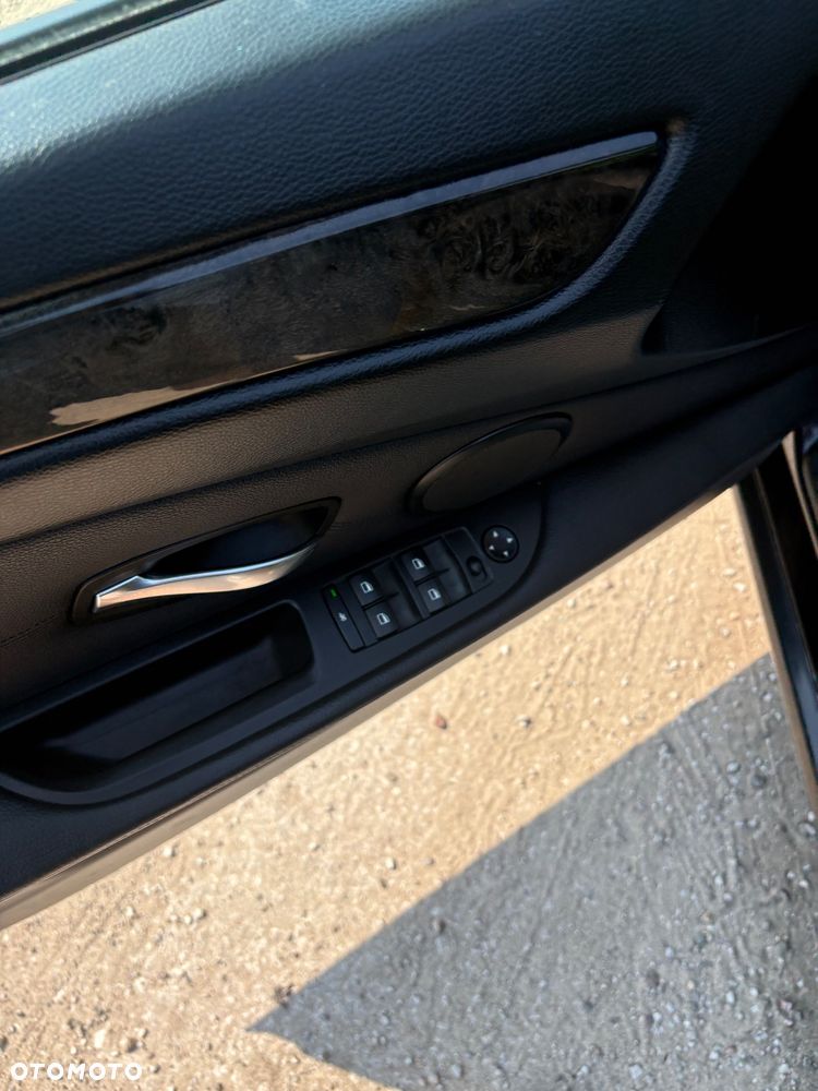 BMW Seria 5 - 16