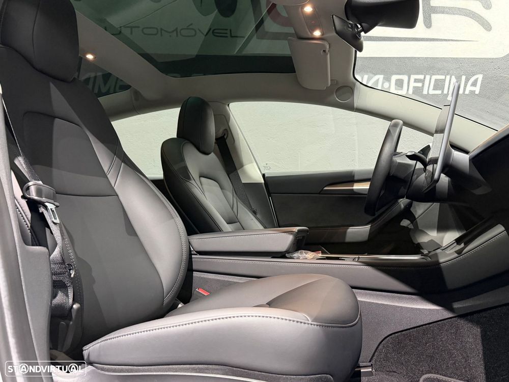 Tesla Model 3 Standard Range Plus RWD - 14