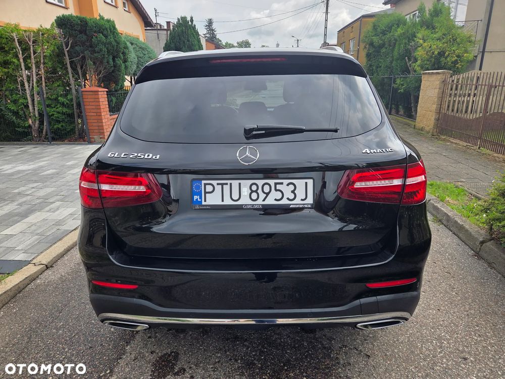 Mercedes-Benz GLC 250 d 4Matic 9G-TRONIC AMG Line - 16