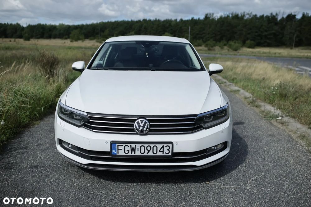 Volkswagen Passat 2.0 TDI BMT Highline DSG - 25