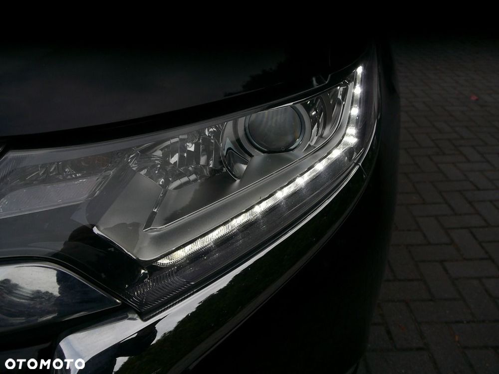 Mitsubishi Outlander 2.0 2WD Active - 32