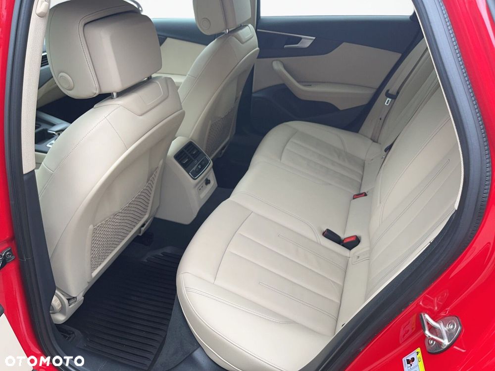 Audi A4 Limousine 35 TFSI mHEV Advanced S tronic - 11
