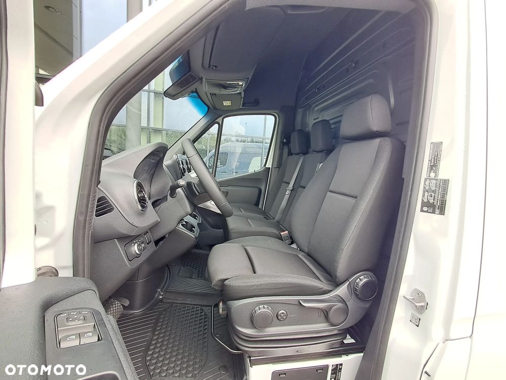 Mercedes-Benz Sprinter 319 CDI Furgon PRO  Ekstra Długi 4325+mm - 20