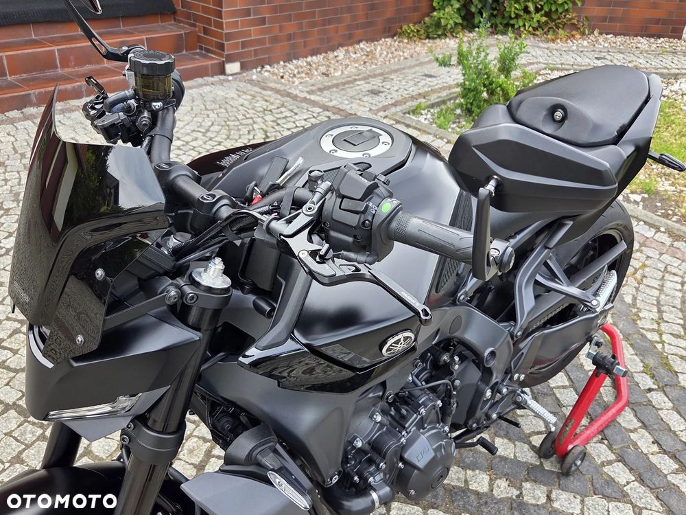 Yamaha MT - 26