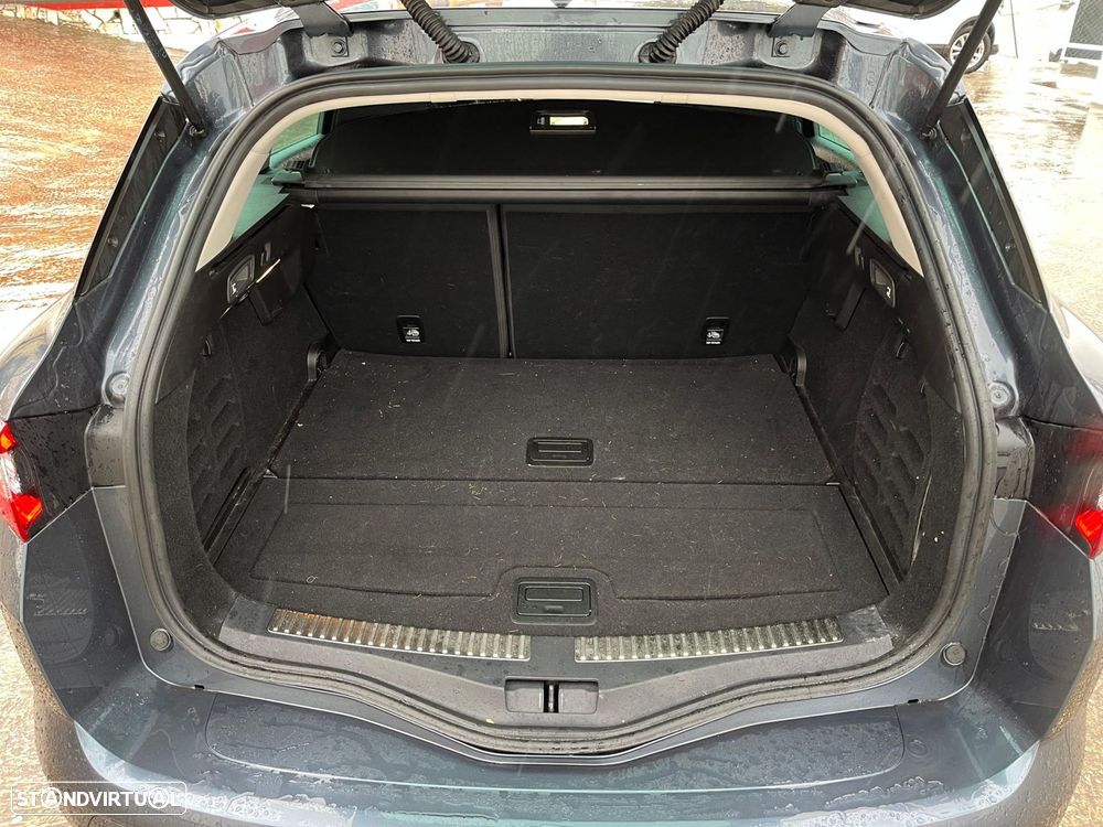 Renault Mégane Sport Tourer 1.5 Blue dCi GT Line - 23