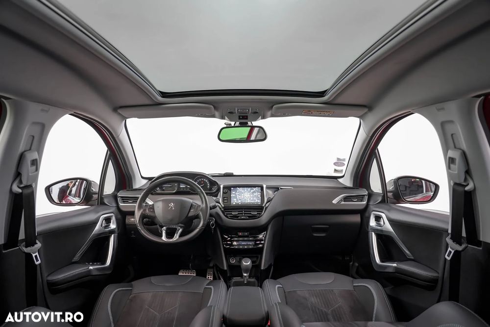 Peugeot 2008 PureTech 110 Stop&Start EAT6 Crossway - 5