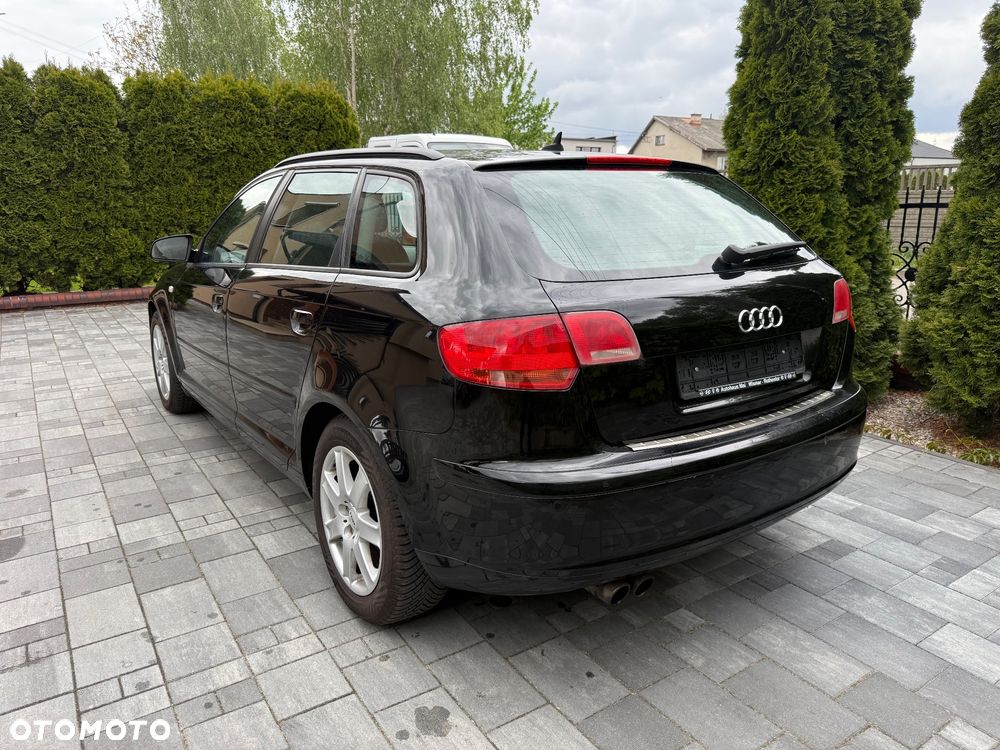 Audi A3 Sportback 1.4 TFSI Attraction - 10
