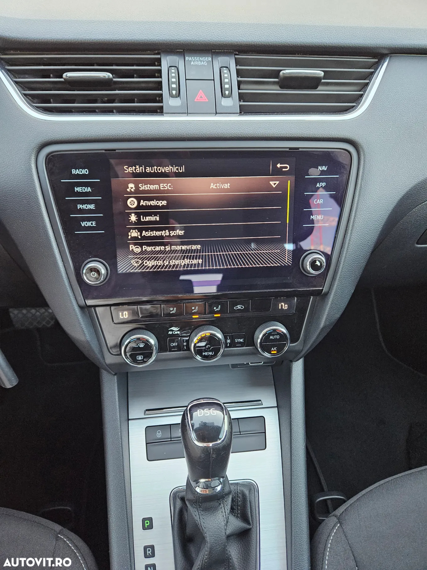 Skoda Octavia 2.0 TDI (Green tec) DSG Style - 13