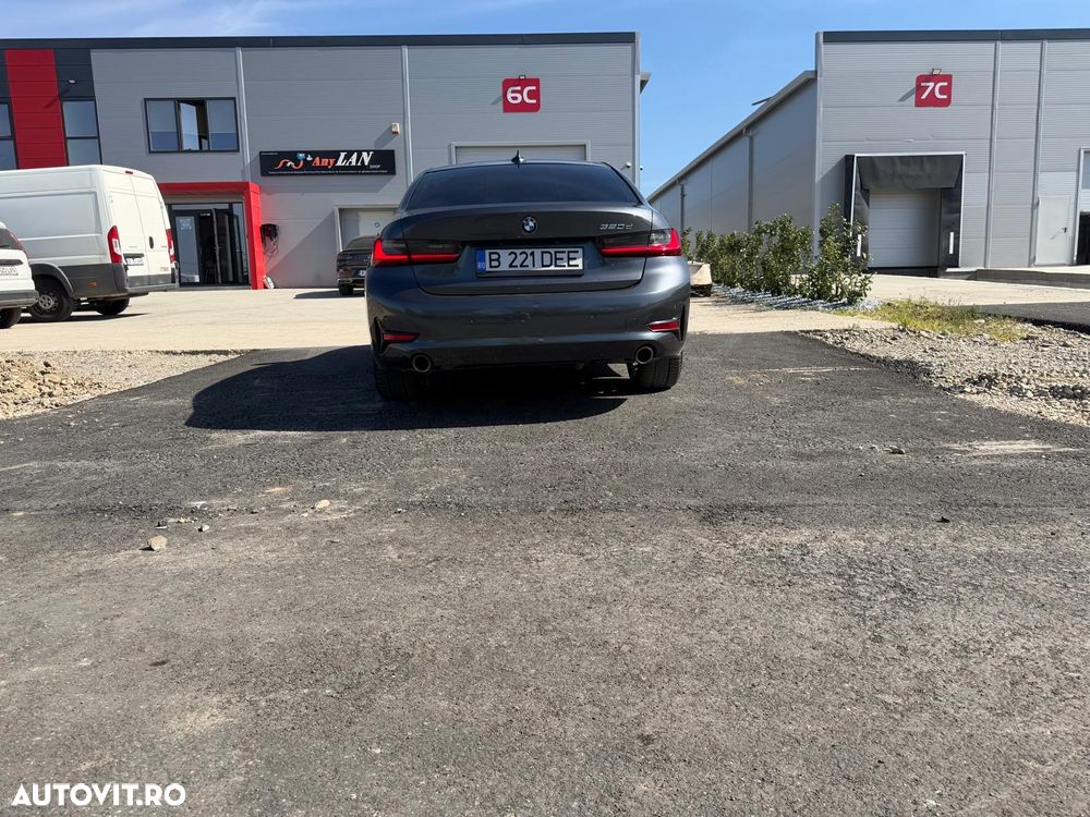 BMW Seria 3 320d Aut. Advantage - 5