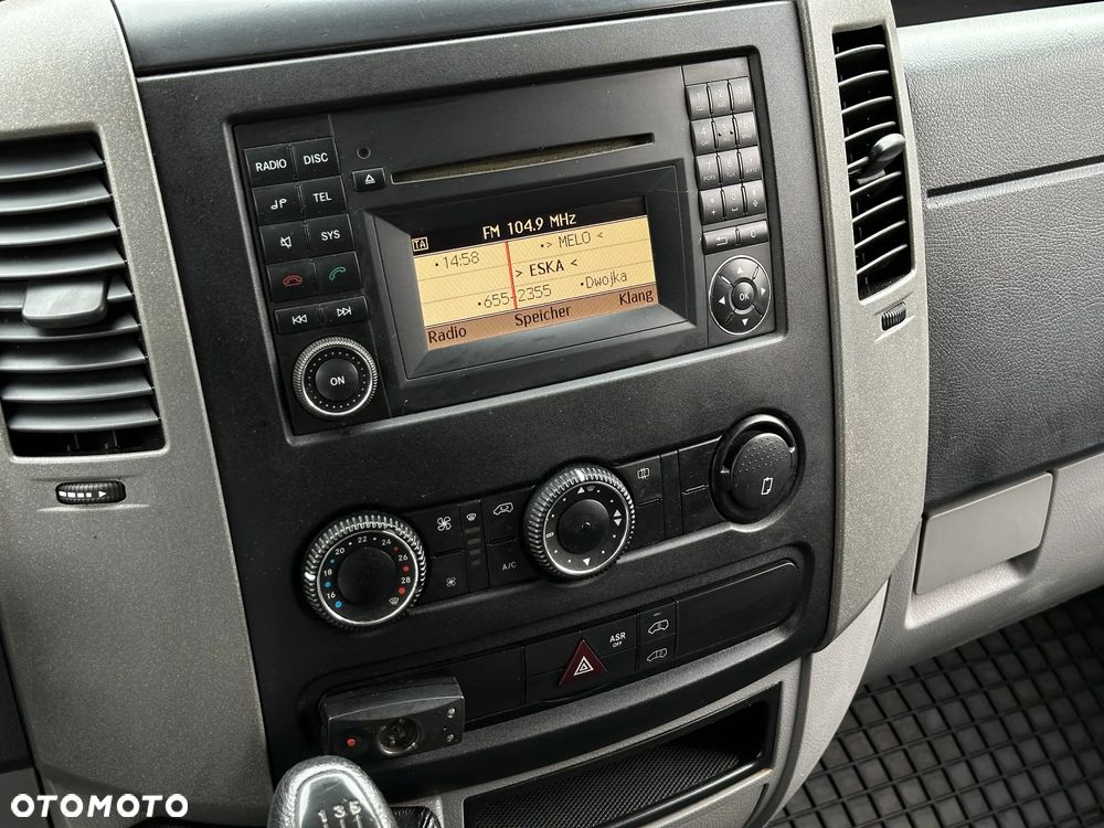 Mercedes-Benz SPRINTER L4H2 - 18